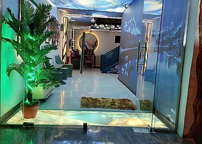 Apartmanhotel Shabana House *